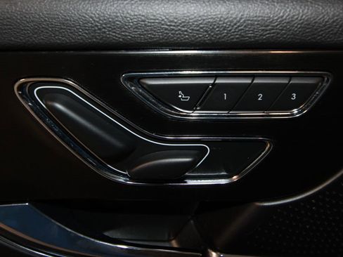 Used 2024 Lincoln Corsair Grand Touring w/ Equipment Group 301A image 9