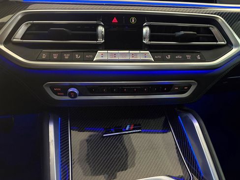 Used 2022 BMW X5 M Competition w/ Competition Package 2 AWD/4WD image 9