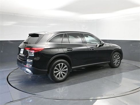 Used 2024 Mercedes-Benz GLC 300 image 15