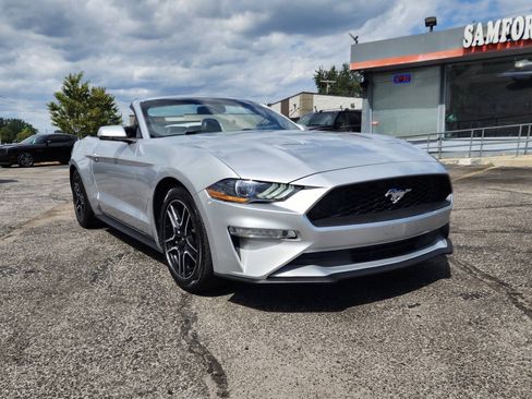 Used 2019 Ford Mustang Premium RWD image 11