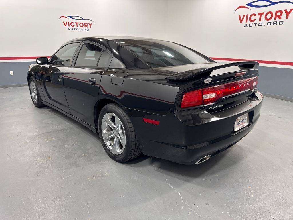 Used 2012 Dodge Charger SE w/ Sport Appearance Group RWD image 4