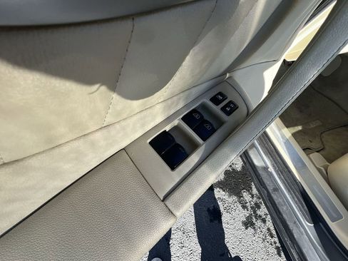 Used 2012 INFINITI FX35 Base w/ Premium Pkg image 24