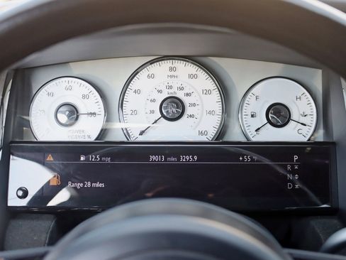 Used 2015 Rolls-Royce Ghost RWD image 22