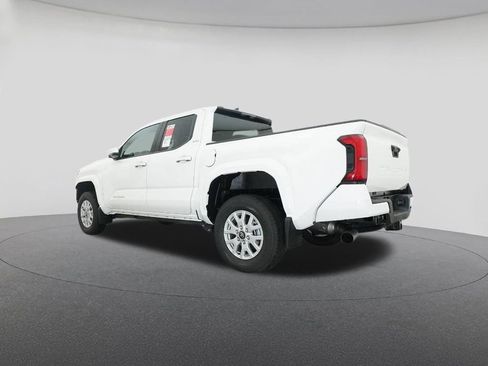 New 2026 Toyota Tacoma SR5 image 21