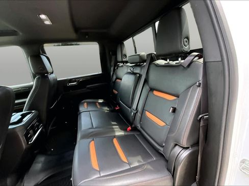 Used 2024 GMC Sierra 2500 AT4 w/ AT4 Premium Plus Package AWD/4WD image 40
