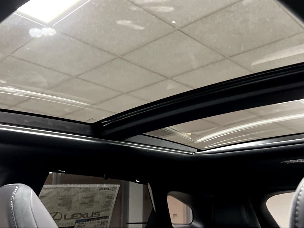 New 2026 Lexus RX 350 AWD w/ Convenience Package image 10