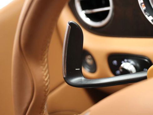 Used 2016 Bentley Continental GT image 25