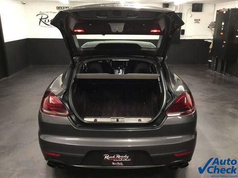 Used 2016 Porsche Panamera GTS image 12