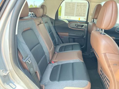 Used 2023 Ford Bronco Sport Outer Banks w/ Tech Package AWD/4WD image 28