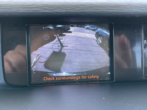 Used 2013 Toyota Sienna LE FWD image 22