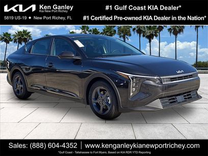 New 2025 Kia K4 LXS