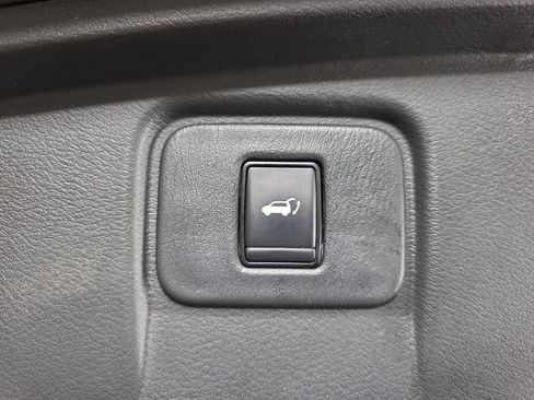 Used 2024 Nissan Murano SL AWD/4WD image 14