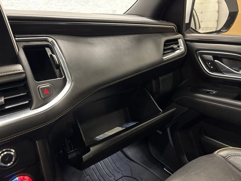 Used 2023 GMC Yukon AT4 AWD/4WD image 25