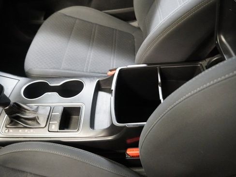 Used 2017 Kia Sorento L image 22