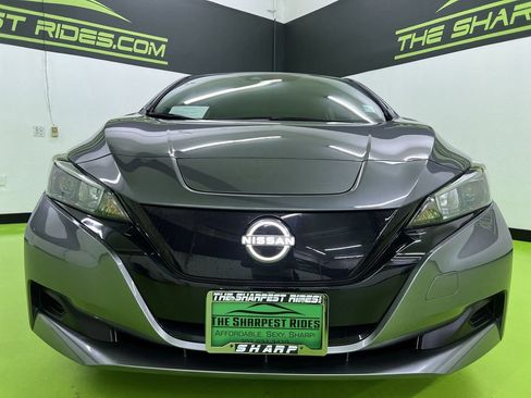 Used 2025 Nissan Leaf S FWD image 3