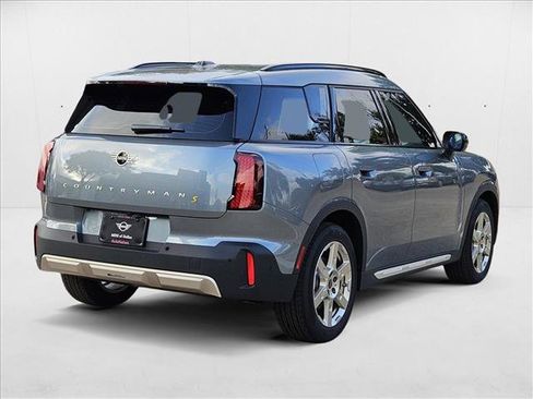 Used 2025 MINI Cooper Countryman SE image 2