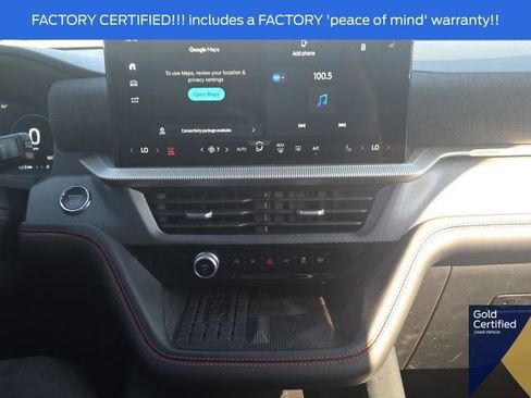 Used 2025 Ford Explorer ST AWD/4WD image 34