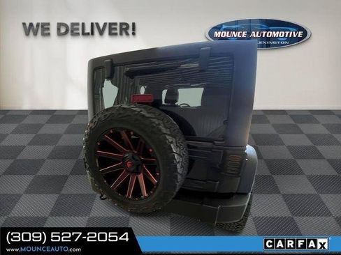Used 2014 Jeep Wrangler Unlimited Rubicon w/ Connectivity Group AWD/4WD image 11