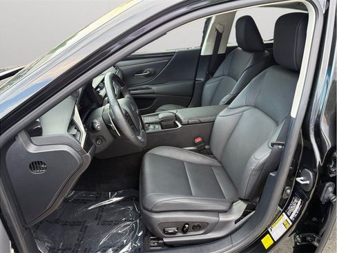 Used 2021 Lexus ES 350 w/ Premium Package FWD image 2