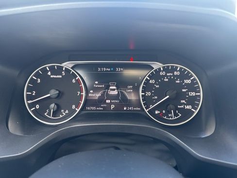 Certified 2023 Nissan Rogue SV w/ SV Premium Package image 9