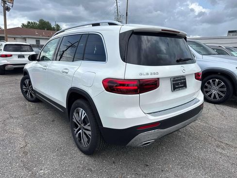 Used 2026 Mercedes-Benz GLB 250 image 3