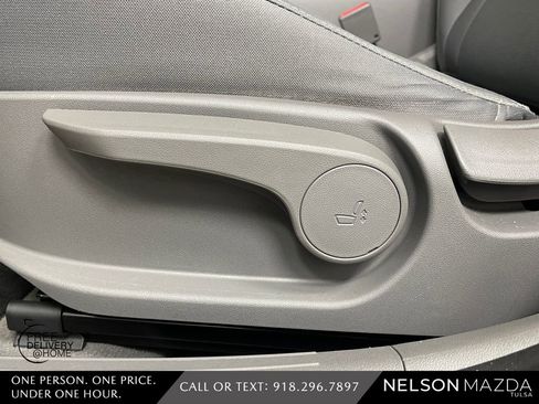 Used 2022 Hyundai Elantra SEL w/ Convenience Package image 17