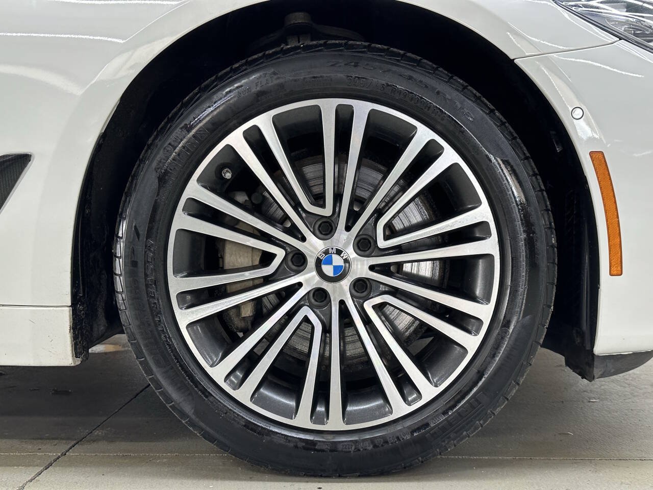 Used 2020 BMW 530i w/ Convenience Package RWD image 33