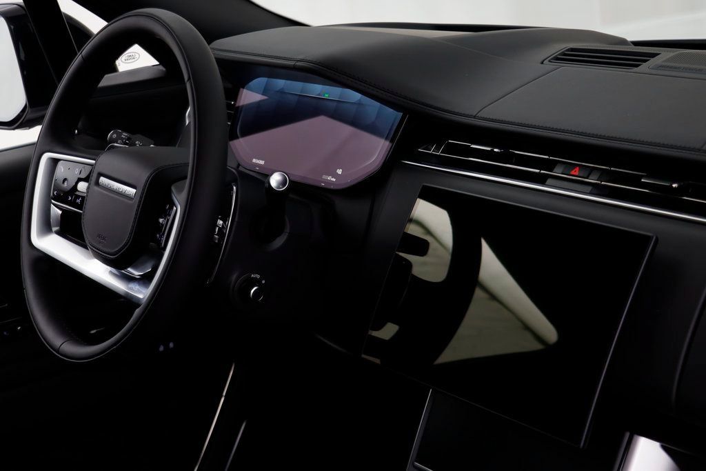 New 2025 Land Rover Range Rover SV AWD/4WD image 27