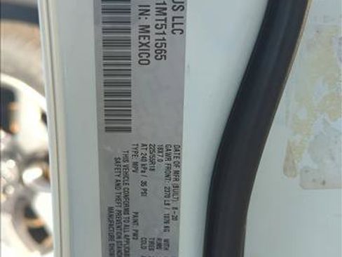 Used 2021 Jeep Compass Limited image 23