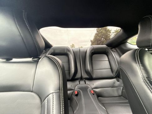 Used 2020 Ford Mustang GT Premium w/ Equipment Group 401A image 9