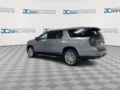 New 2026 Chevrolet Suburban Premier AWD/4WD image 6
