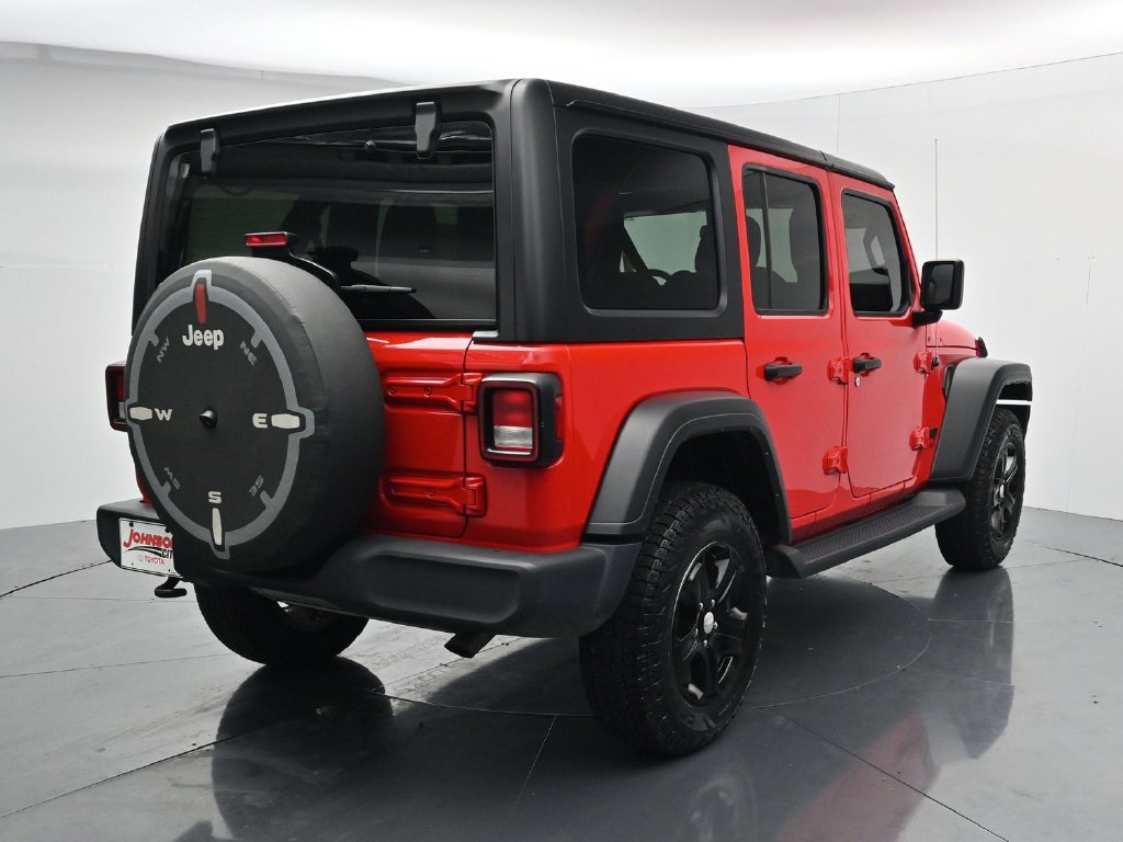 Used 2022 Jeep Wrangler Unlimited Sport AWD/4WD image 7