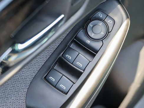 Used 2024 Chevrolet TrailBlazer LT FWD image 5