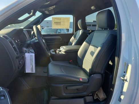 New 2024 RAM 3500 Tradesman image 30