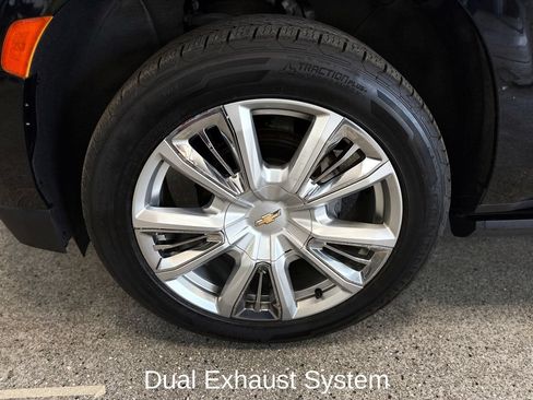 Used 2021 Chevrolet Tahoe High Country w/ Premium Package AWD/4WD image 28