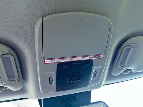 Used 2025 Toyota Camry LE FWD image 25