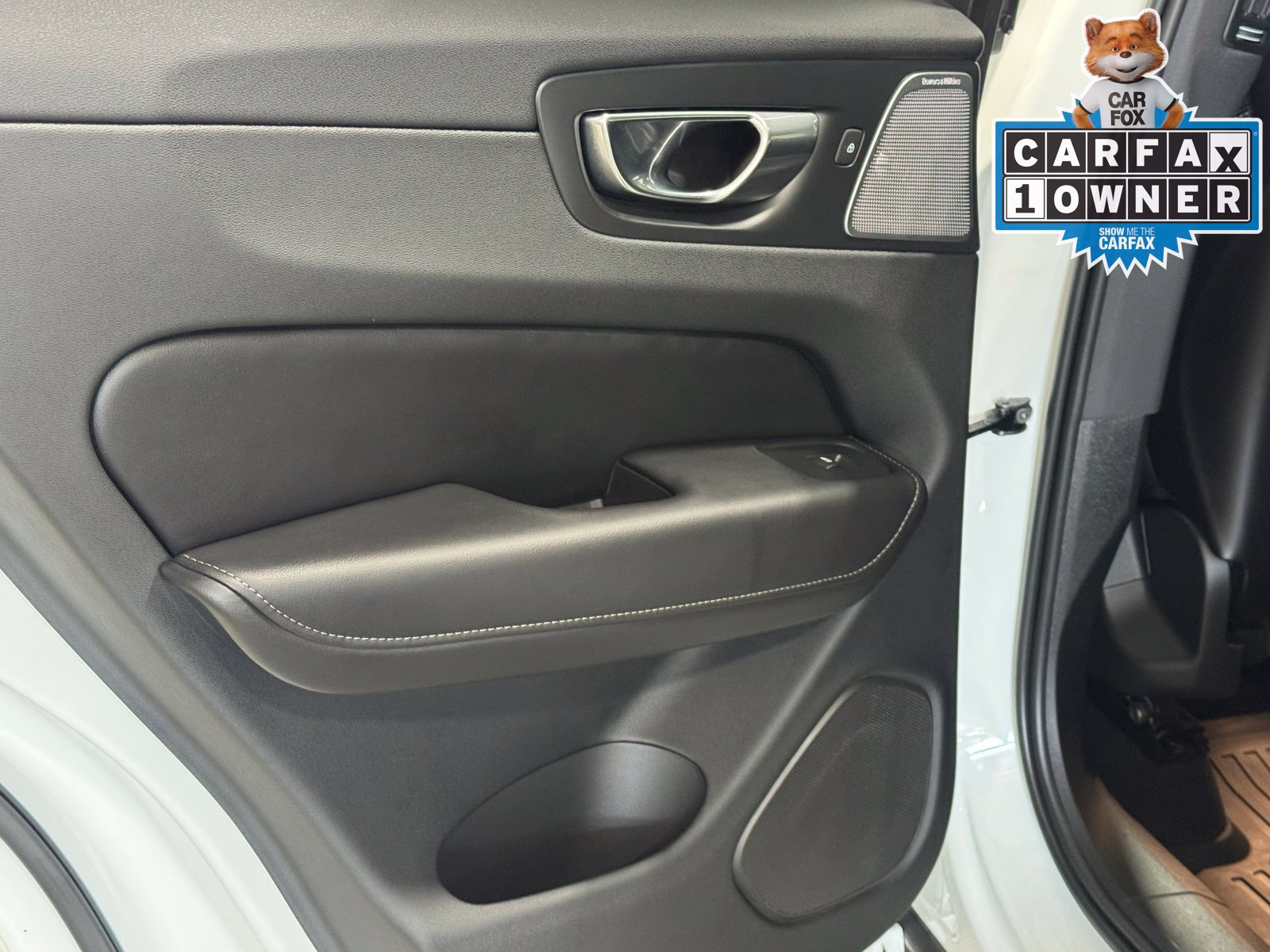 Used 2023 Volvo XC60 B5 Ultimate AWD/4WD image 36