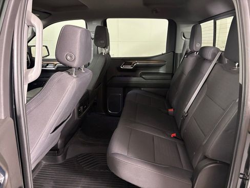 Used 2024 Chevrolet Silverado 1500 LT Trail Boss w/ Convenience Package II AWD/4WD image 44