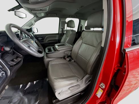 Used 2018 Chevrolet Silverado 1500 Custom w/ Custom Value Package image 20