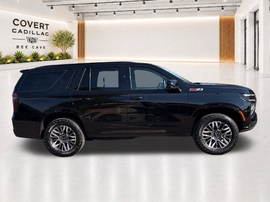 Used 2025 Chevrolet Tahoe Z71 AWD/4WD image 13