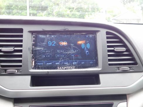 Used 2017 Hyundai Elantra SE FWD image 13