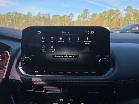 Used 2022 Nissan Rogue Platinum w/ Head-Up Display Package image 26