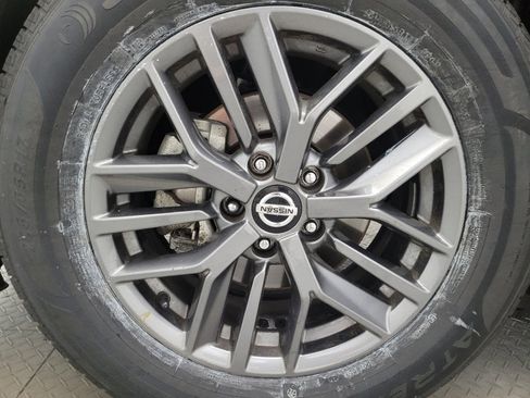 Used 2021 Nissan Rogue S FWD image 31