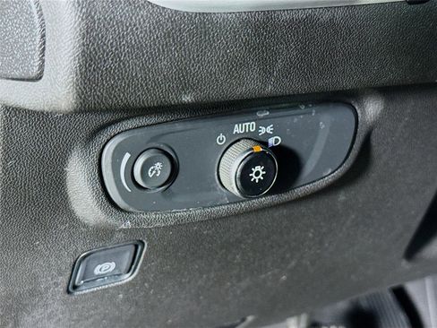 Used 2021 GMC Terrain SLE w/ Driver Convenience Package image 12