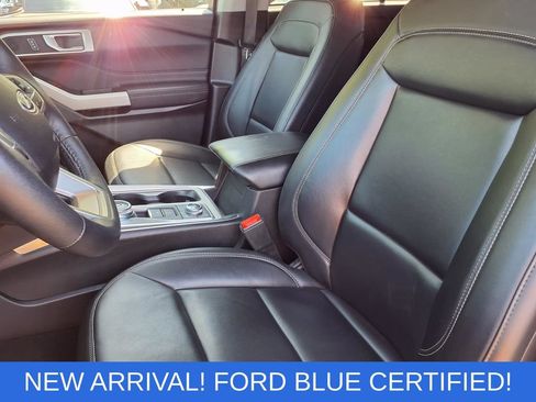Certified 2024 Ford Explorer XLT w/ Equipment Group 202A AWD/4WD image 3
