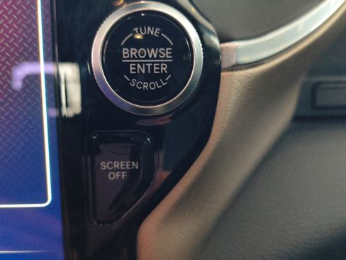 Used 2022 RAM 1500 Laramie image 24