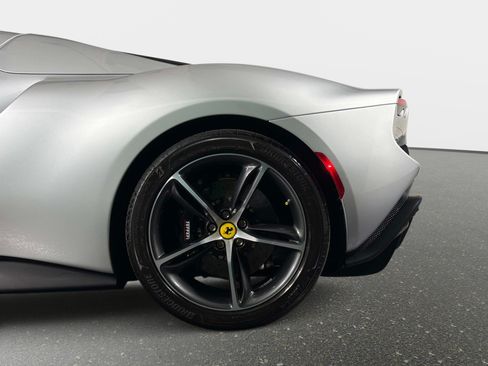 Used 2025 Ferrari 296 GTS RWD image 15