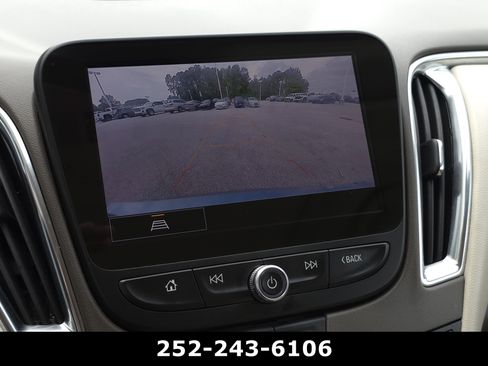 Used 2024 Chevrolet Malibu LT FWD image 16