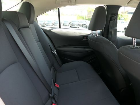Used 2023 Toyota Corolla LE FWD image 23