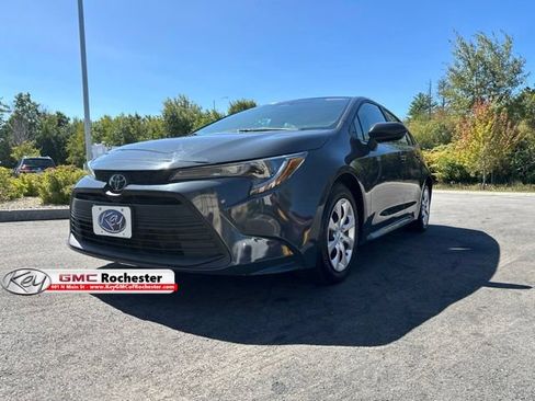 Used 2024 Toyota Corolla LE FWD image 1